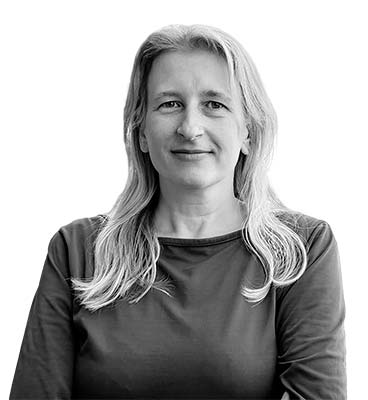 Die Freelance-Grafikdesignerin Vera Damrath von hiergibtsdesign.de