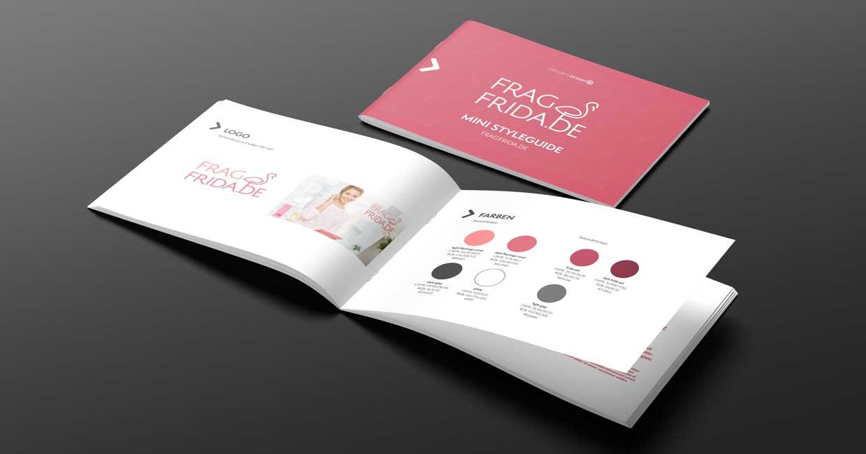 Styleguide mit definierten Farben, Typografie und grafischen Mustern – Grundlage für konsistentes Corporate Design